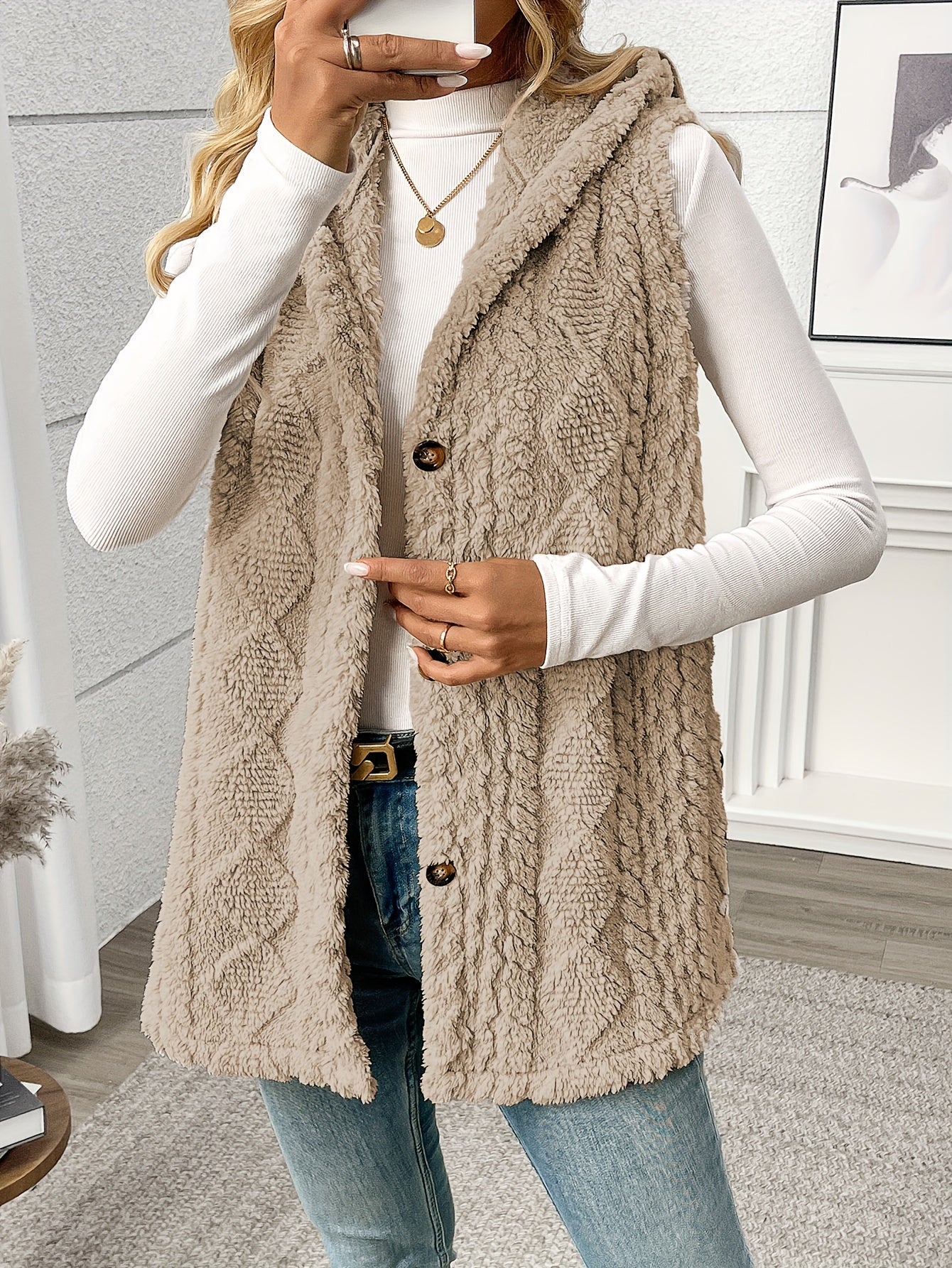 Women's knitted vest with hood and buttons – Elegant casual vest for autumn and winter