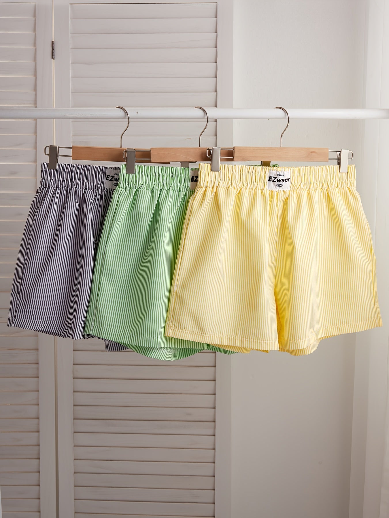 Damen Pyjama-Shorts im Streifen-Design für entspannte Sommernächte, 3er-Pack, Freizeit-Loungewear