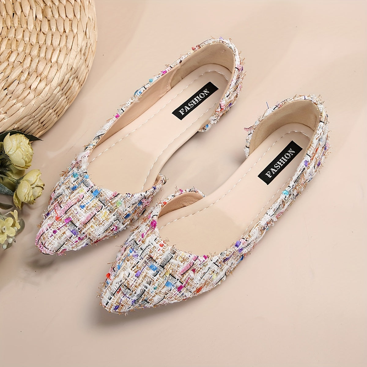 Women's Elegant Pointed Toe Ballet Flats for Everyday and Office Use