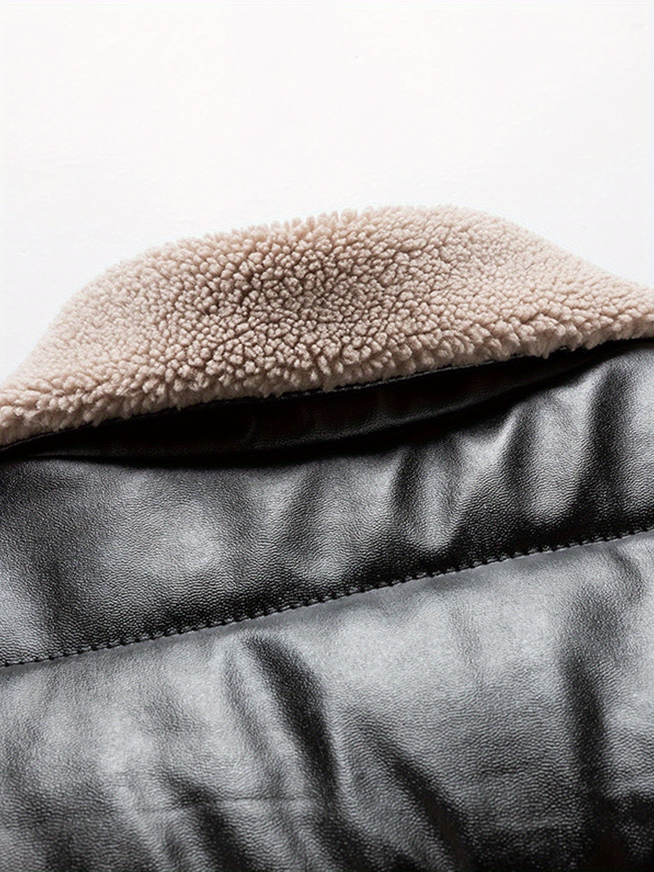 Men's quilted jacket in casual style with teddy collar – perfect for everyday and leisure use