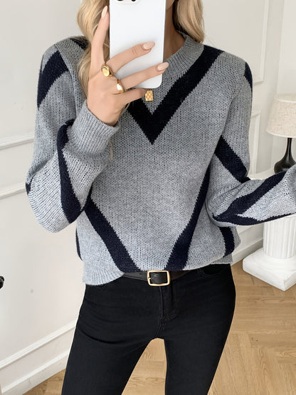 Women's gray crew-neck sweater with chevron pattern, long-sleeve knit sweater