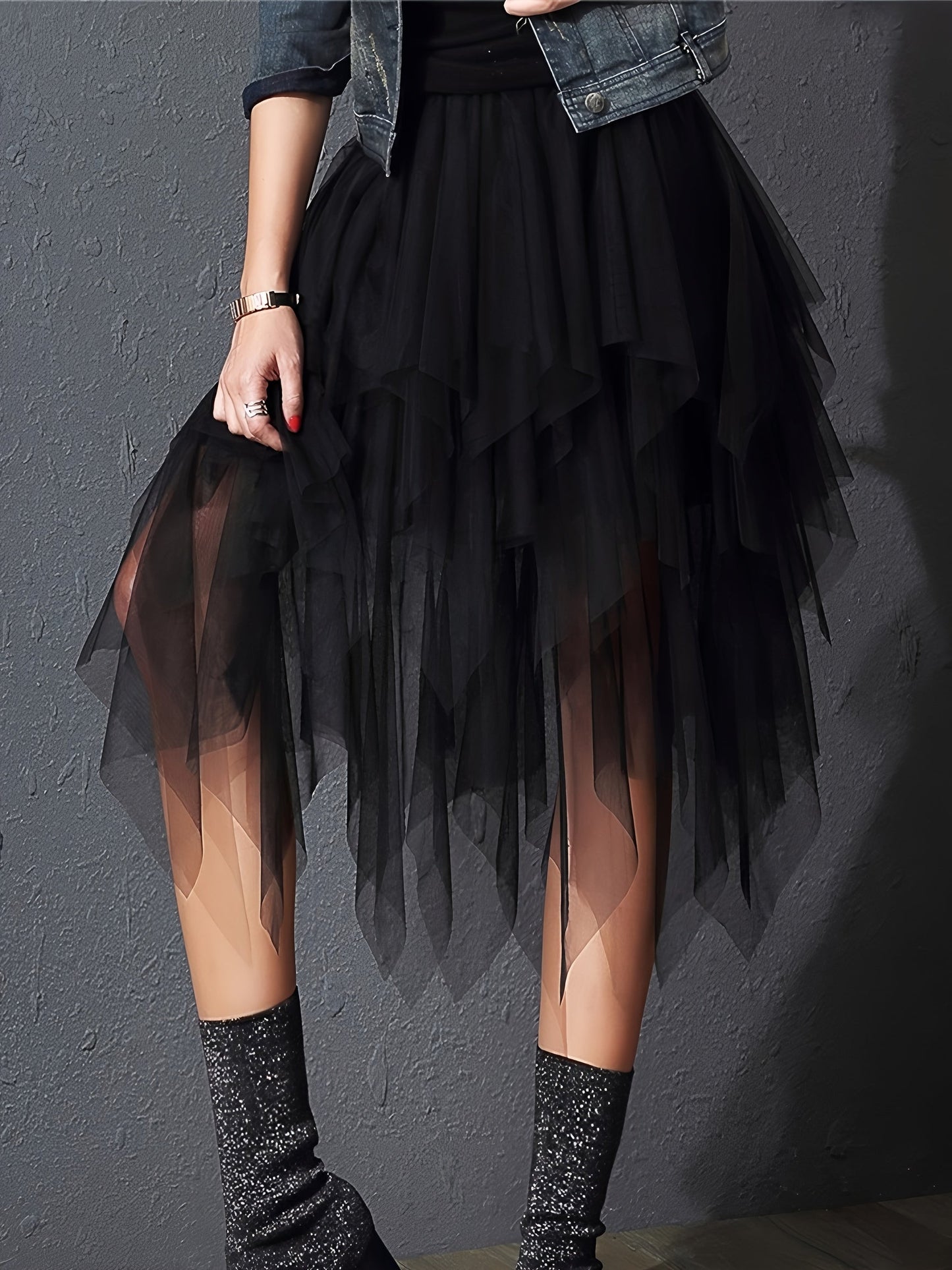 Women's Asymmetrical Tulle Skirt with Layered Look – Elegant Party and Street Style