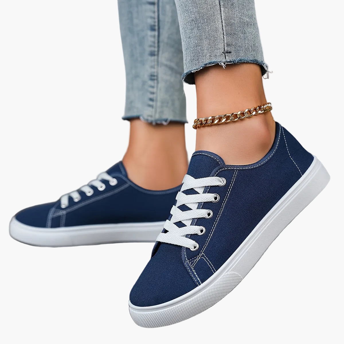 Women's casual lace-up sneakers for everyday and street style