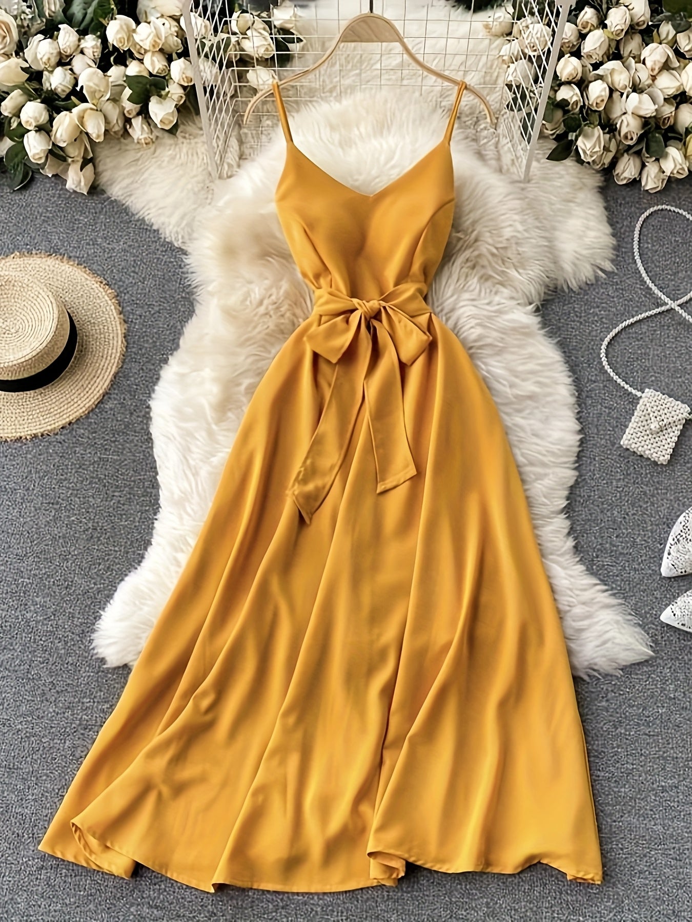 Women's maxi dress with spaghetti straps and bow – Elegant summer dress for festive occasions