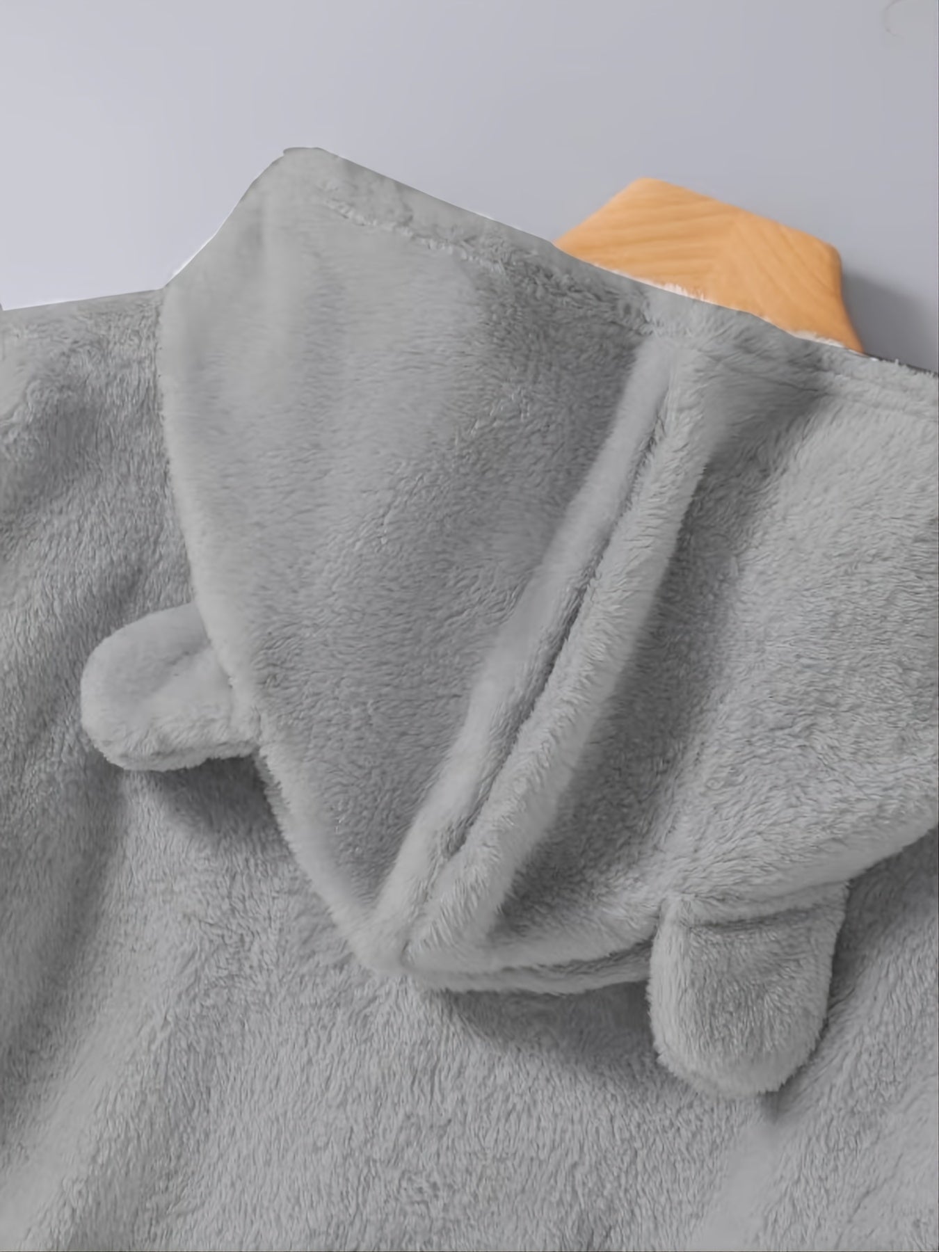 Women's plush hoodie with cat print and button placket