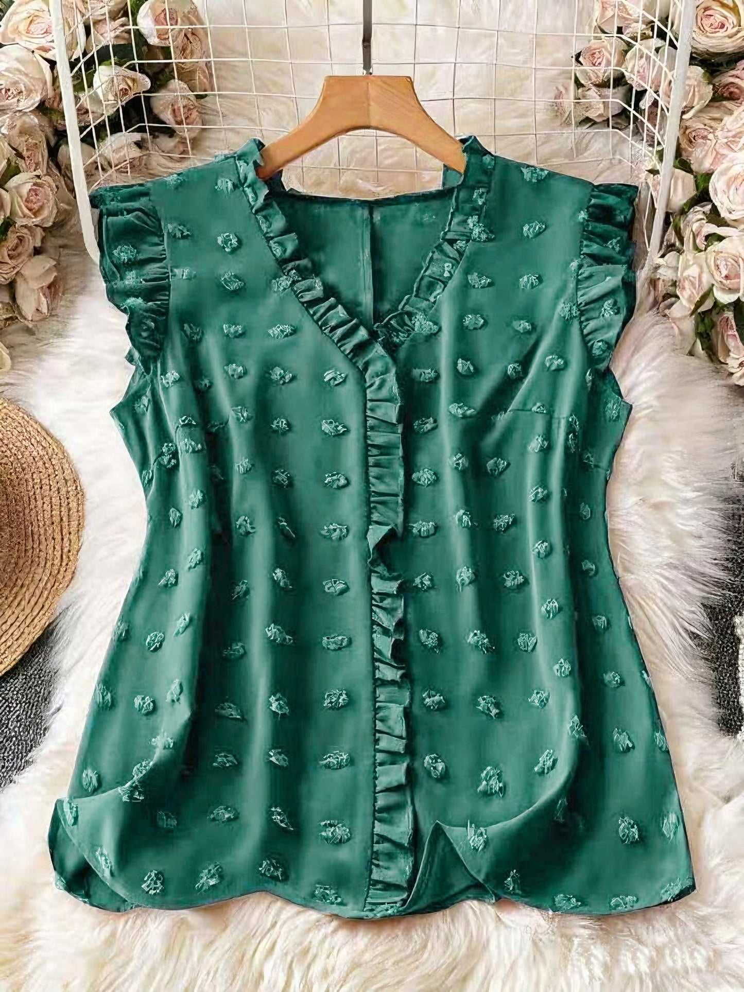 Women's Elegant Blouse with Ruffles and V-Neck – Casual & Office