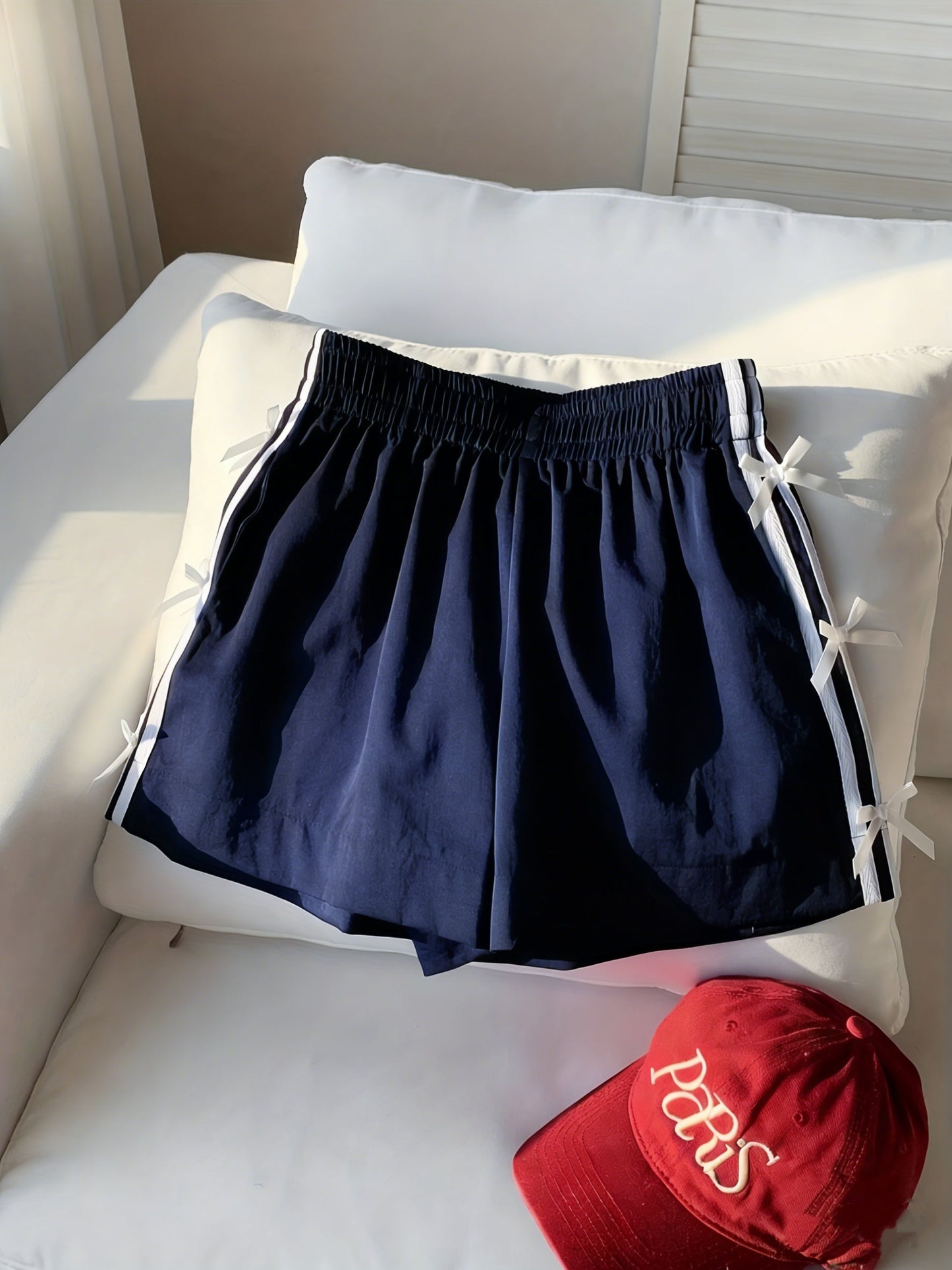 Women's casual shorts with bows and stripes for summer – regular fit, vacation style