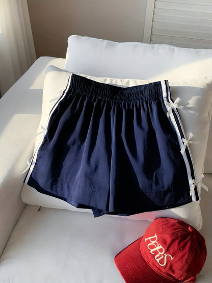 Women's casual shorts with bows and stripes for summer – regular fit, vacation style
