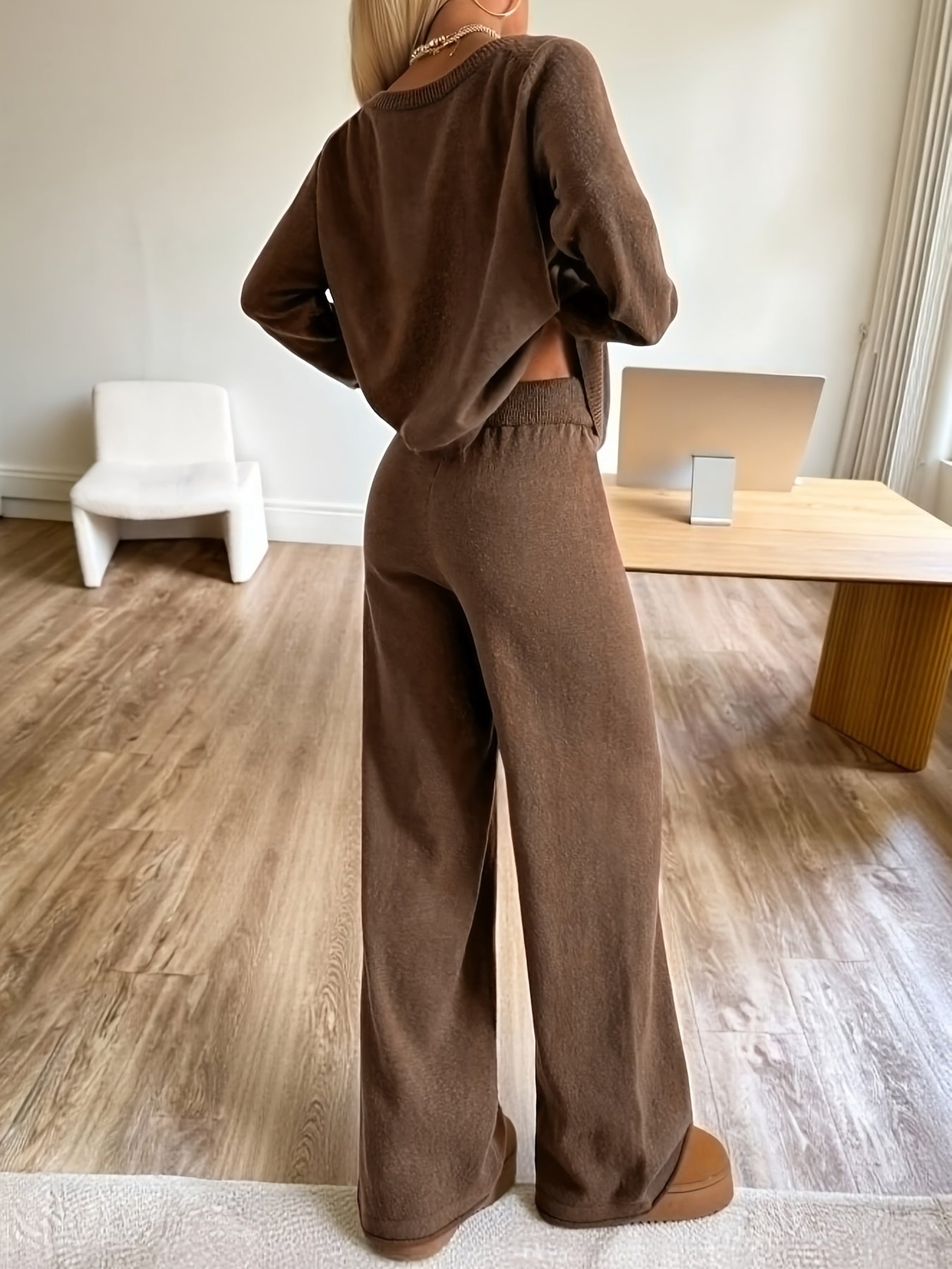 Damen Loungewear Set Braun mit Rundhals-Pullover & Weite Hose