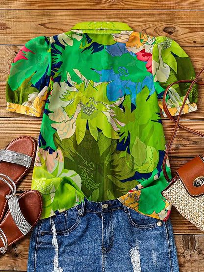 Women's blouse with floral pattern and puff sleeves – fashionable shirt blouse for leisure and vacation