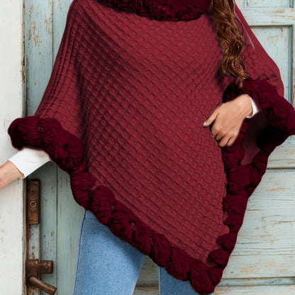 Damen Poncho gestrickt mit Kunstfellbesatz Wickelponcho