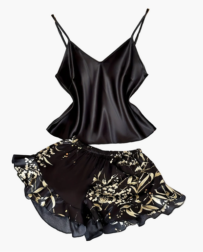 Women's pajama set with floral pattern and ruffles – summer nightwear in an elegant style