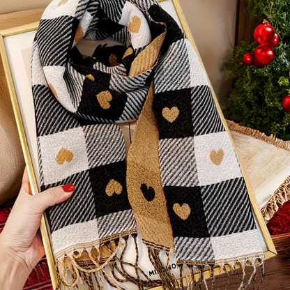 Plaid scarf with a heart pattern and fringes, brown women’s scarf