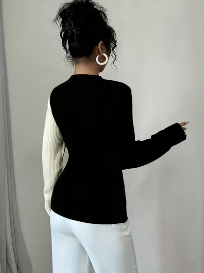 Women’s knitted pullover with heart pattern, crew neck, ribbed knit, long sleeves
