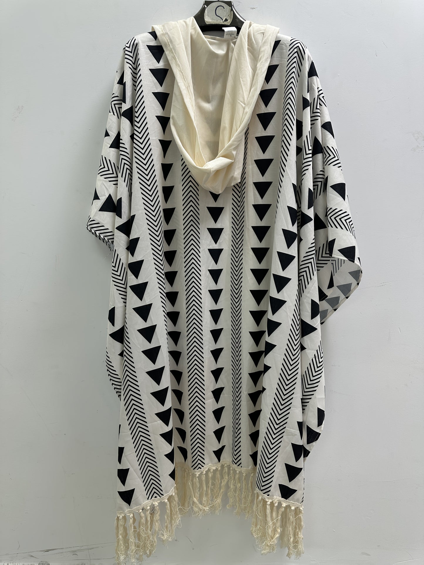 Men's Boho Beach Poncho with Hood and Geometric Pattern – Festival & Beach Cover-Up
