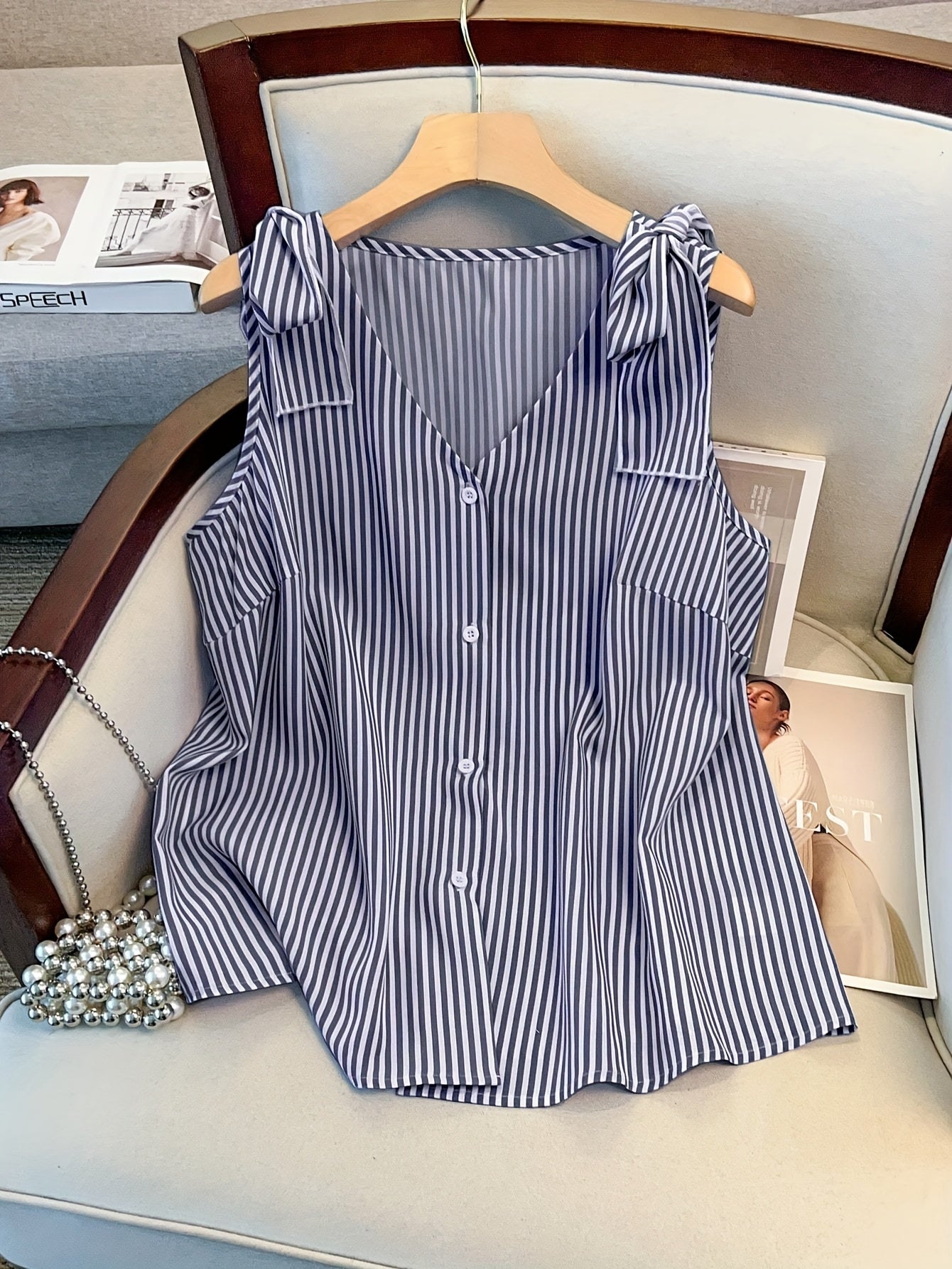 Women's blouse top with stripe pattern and button placket – Elegant V-neck, ideal for office and everyday wear