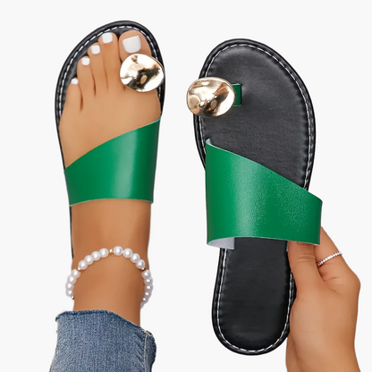 Women's toe separator sandals with metallic decoration – Fashionable slip-on summer shoes