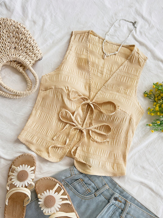 Women's sleeveless vest with tie and crinkle look – Boho streetwear for leisure & vacation
