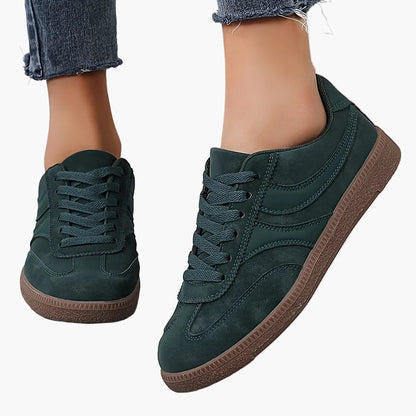 Women's Vintage Sneakers in Retro Look – Everyday, Leisure & Street Style