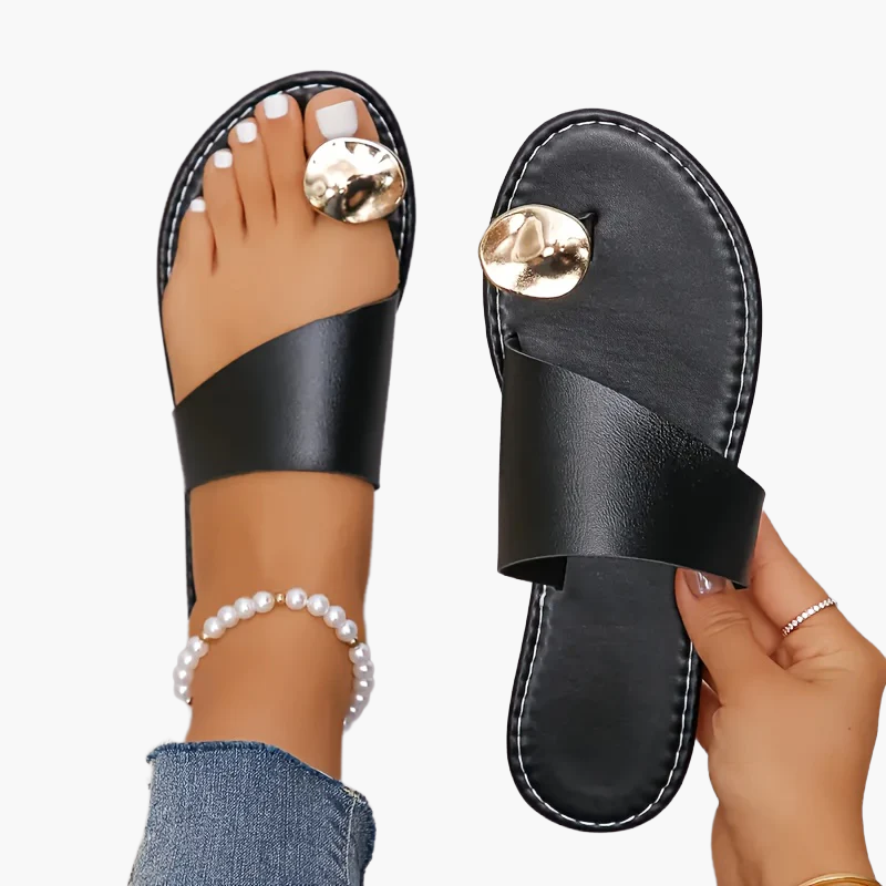 Women's toe separator sandals with metallic decoration – Fashionable slip-on summer shoes