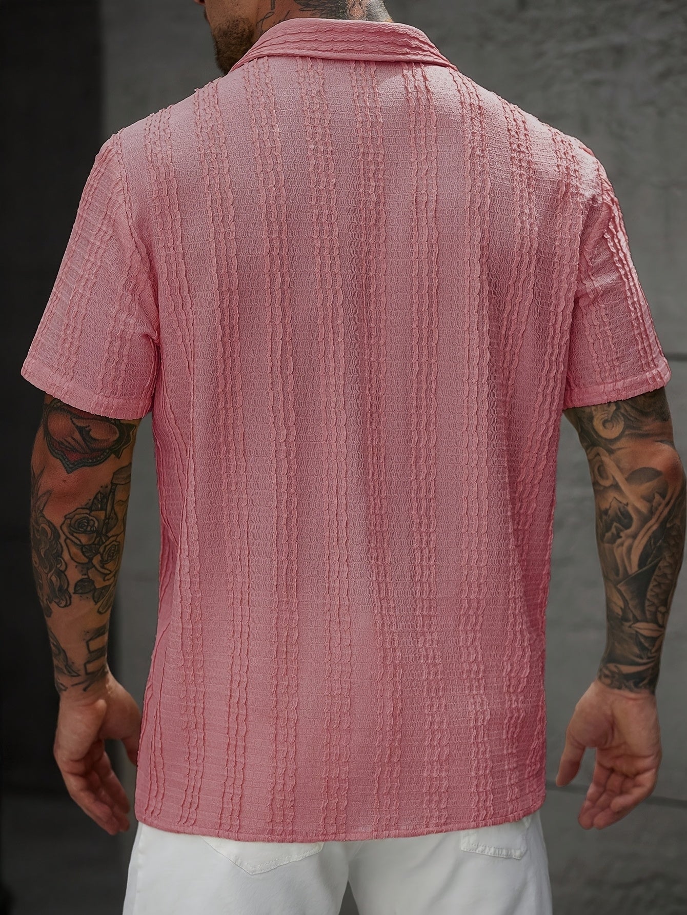 Men's Short-Sleeve Striped Shirt – Modern Summer Shirt for Leisure & Vacation