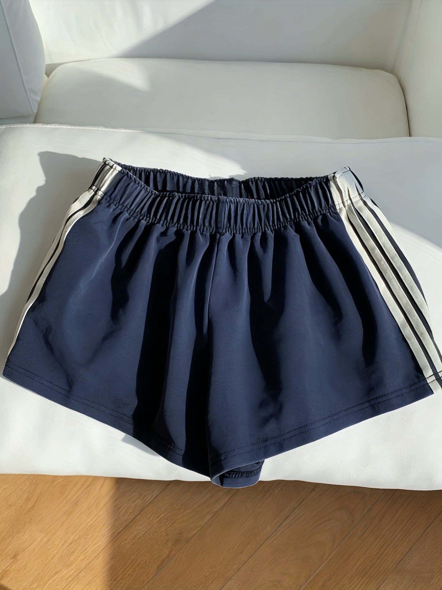 Women's Sport Shorts with Stripes – Casual Running Shorts for Leisure and Fitness