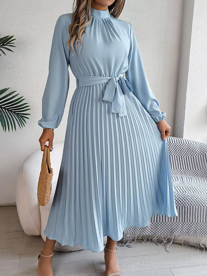 Samantha – Elegant dress with stand-up collar and long sleeves