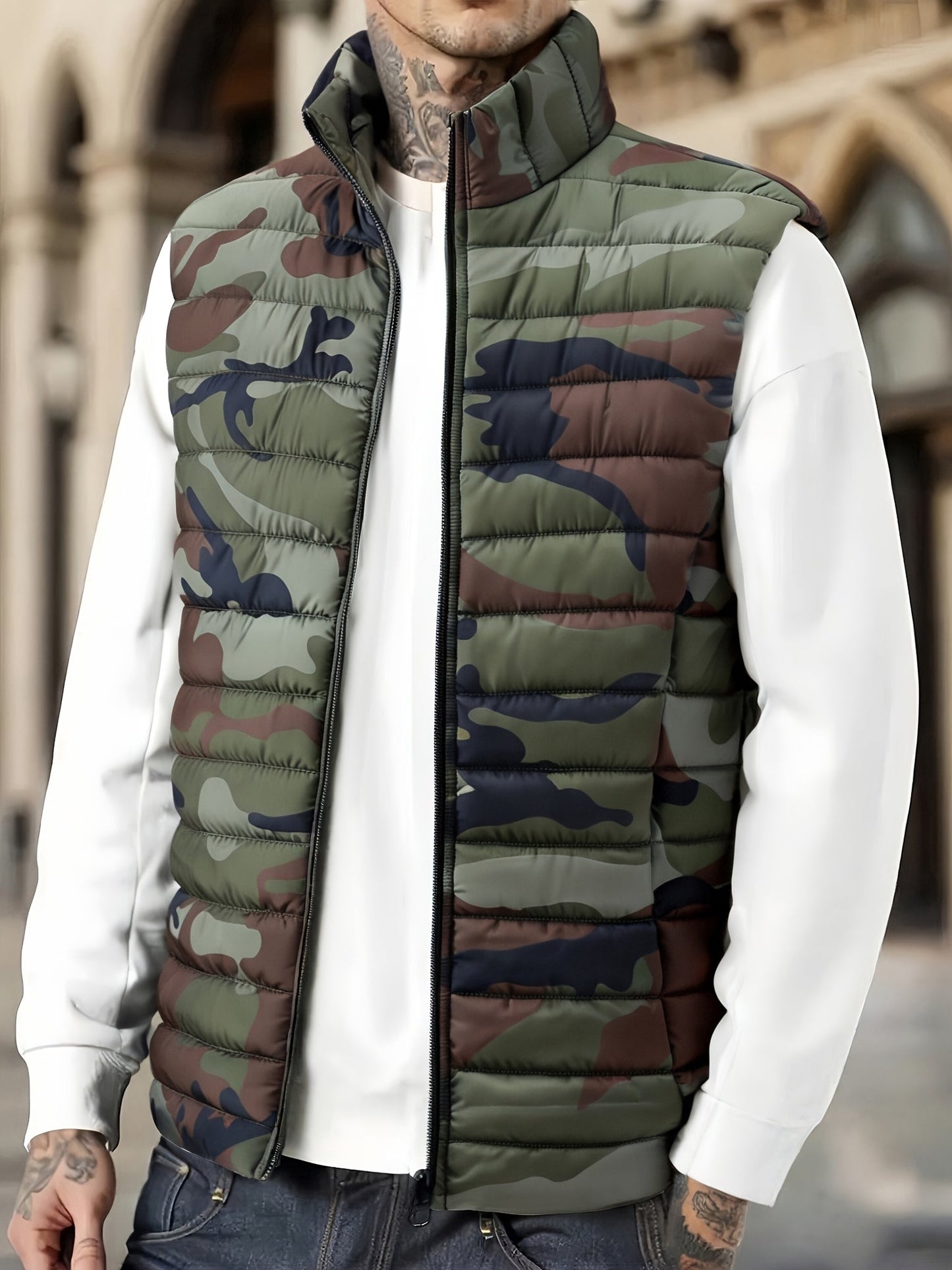 Unisex quilted camouflage vest with stand-up collar