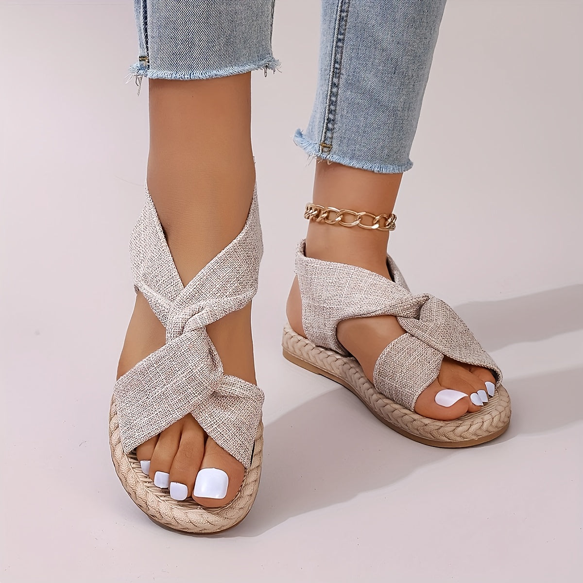 Damen Sommer-Sandalen mit Kreuzband und offener Zehenpartie – Modische Freizeitschuhe für Alltag und Urlaub