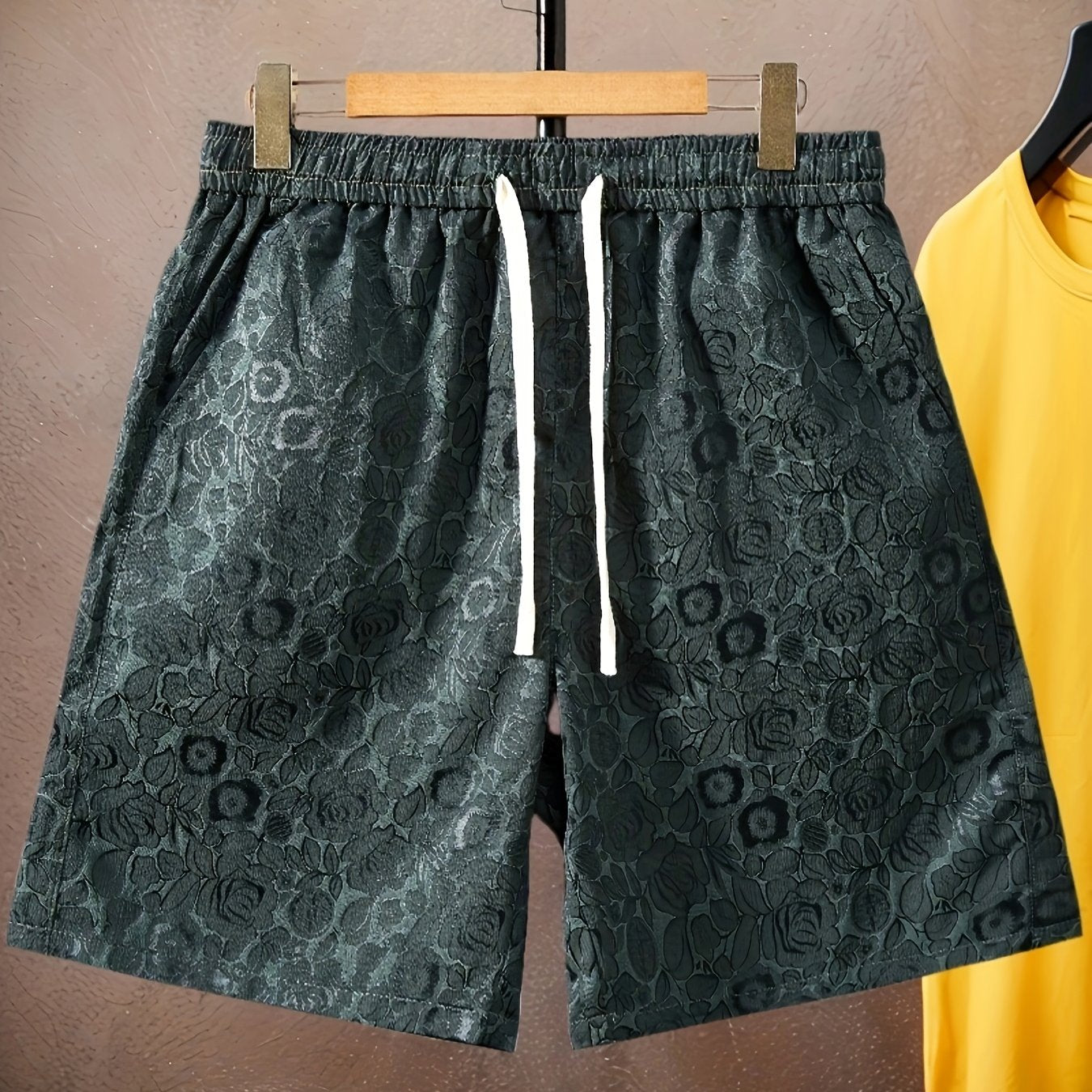 Men's jacquard shorts with floral pattern for casual and street style