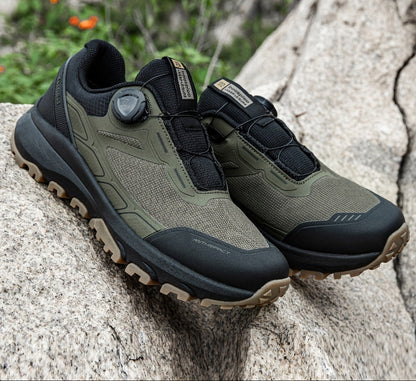 Men's hiking and trekking shoes with a twist-lock closure, non-slip outdoor sports shoes