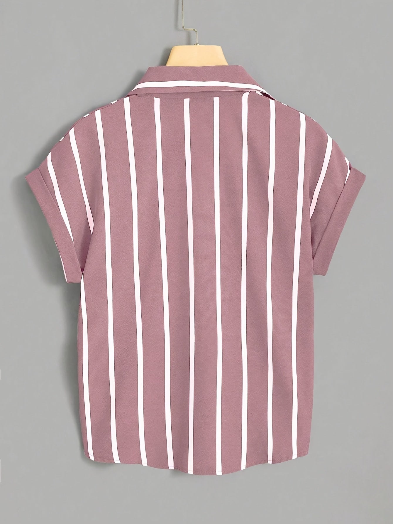 Women's Short-Sleeve Striped Blouse with Knot and Chest Pocket – Summer, Elegant, Casual