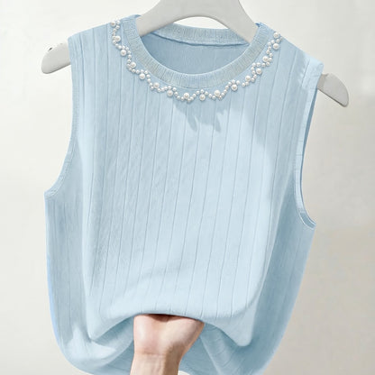 Women's sleeveless knit top with pearl embellishment – Elegant casual look for spring and summer