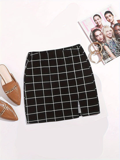 Women's Off-Shoulder Set with Long-Sleeve Shirt and Plaid Skirt – Fashionable Outfit for Everyday and Leisure