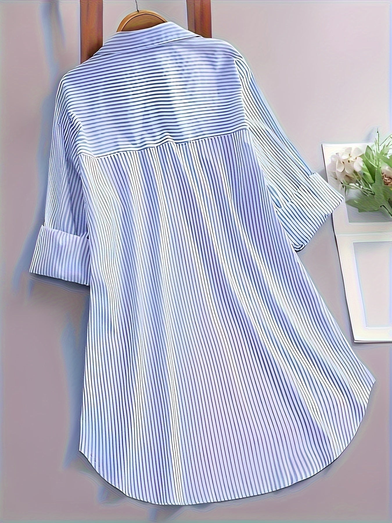 Damen Längsgestreiftes Hemdblusenkleid mit Knopfleiste und Reverskragen – Eleganter Alltags-Look