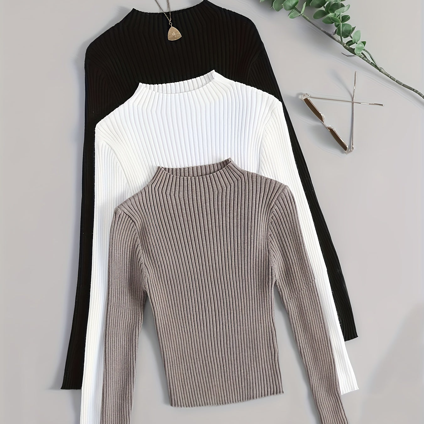 Gerippter Langarm-Pullover mit Stehkragen für Damen, einfarbig