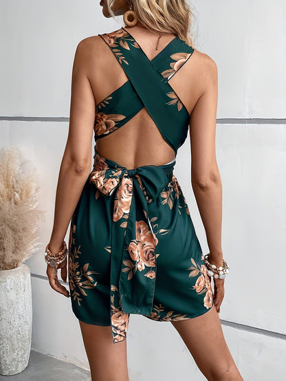 Women's jumpsuit with floral pattern and V-neck – Elegant and playful summer romper