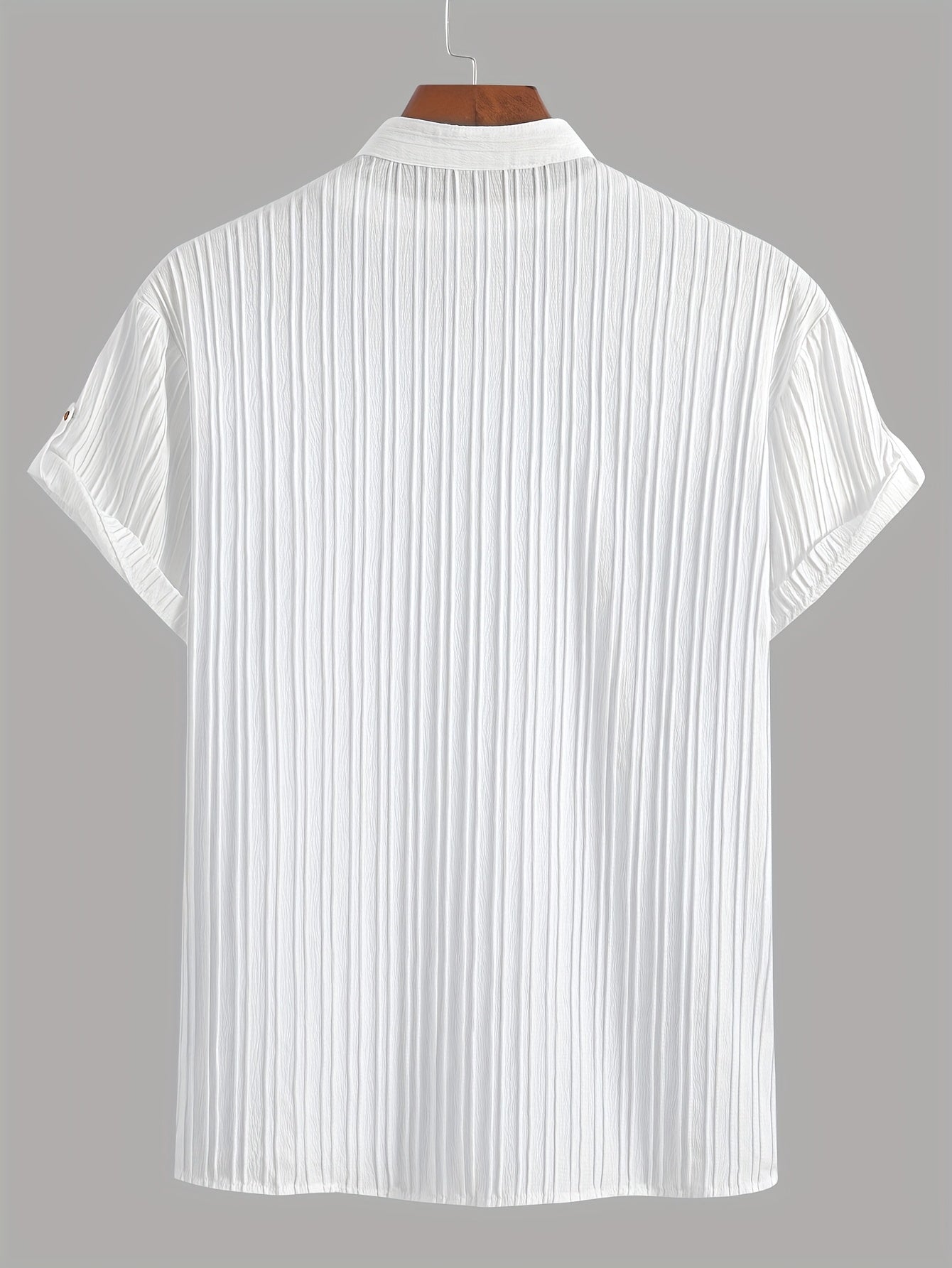 Men's short-sleeve shirt with pleated texture and stand-up collar – modern casual shirt for summer & vacation