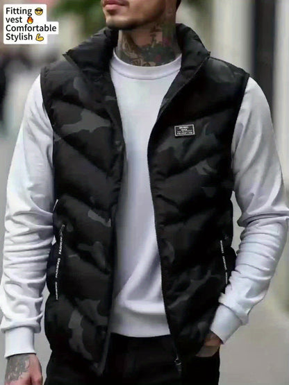 Men's quilted vest with stand-up collar & camouflage pattern
