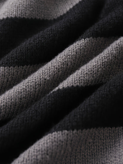 Gestreiftes Crop Top Hoodie mit Kapuze und weiten Ärmeln