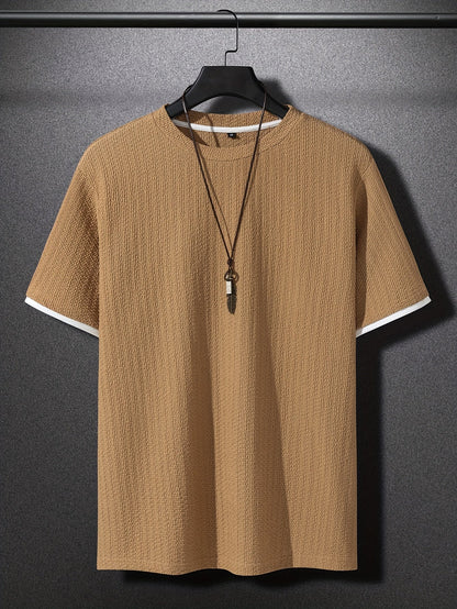 Men's Modern Casual Short-Sleeve T-Shirt with Texture and Layered Look