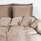 Dekbedovertrek bamboe viscose twill satijn effen taupe 200 x 200/220 cm, met kussenslopen 60 x 70 cm