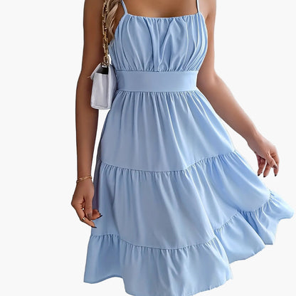 Women's summer dress with spaghetti straps and ruffles – Perfect for vacation and leisure