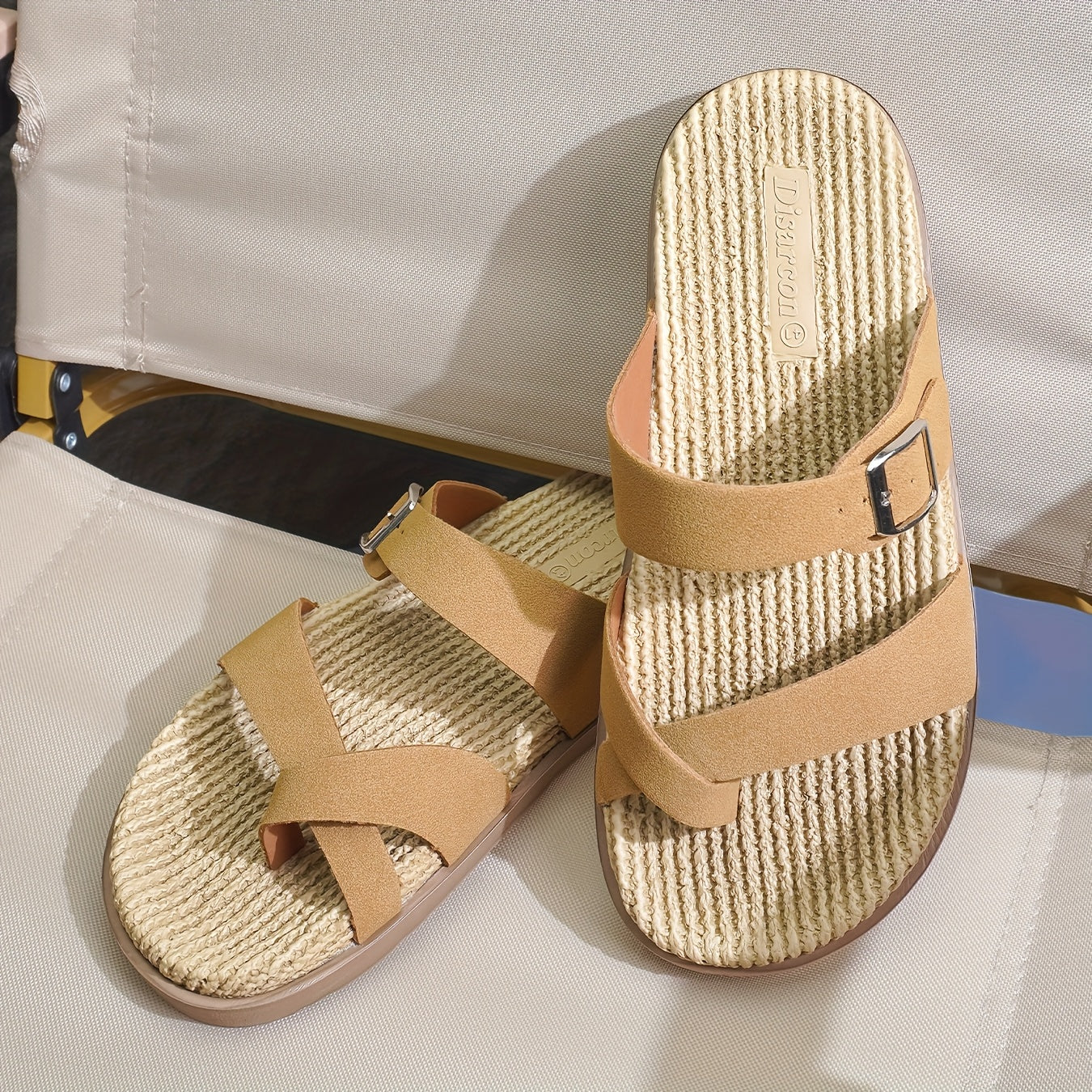 Men's comfort sandals with toe loop and adjustable strap – casual & summer