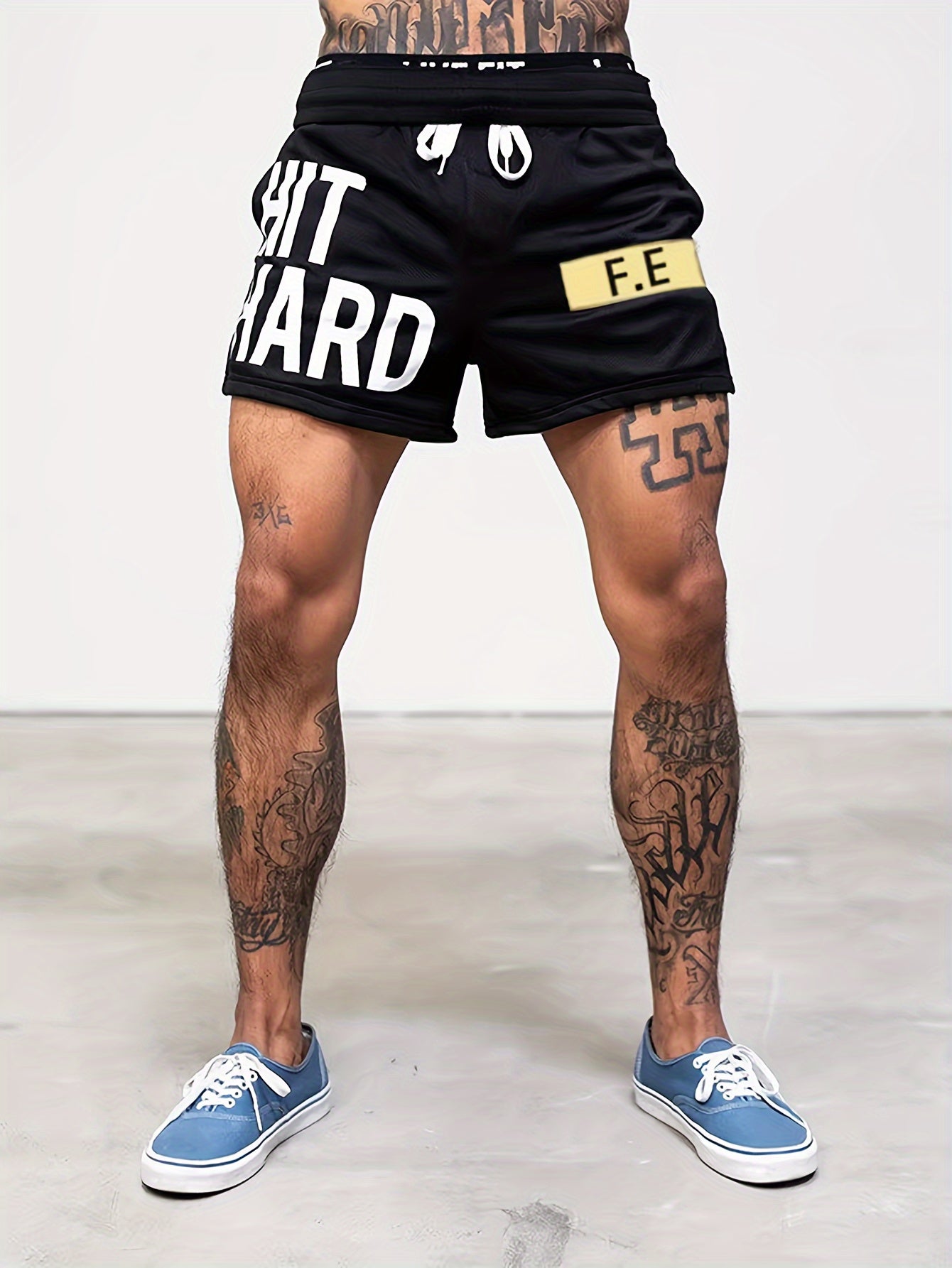 Men's Basketball Shorts with 'HIT HARD' Print – Sporty Look for Training and Leisure