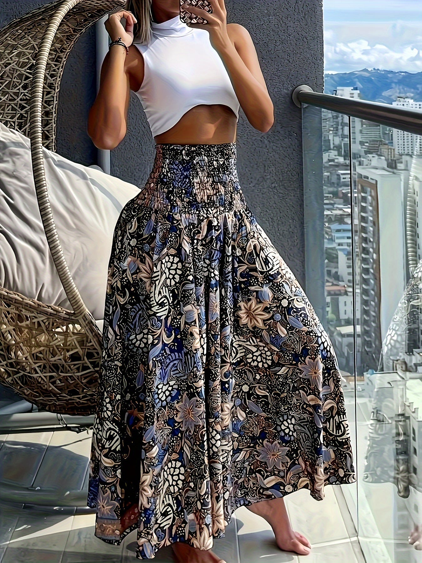 Women's maxi skirt with tropical floral pattern – Elegant summer skirt for leisure and vacation