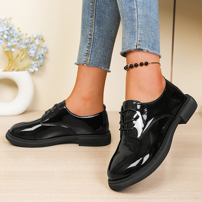Damen Lack Derby Schnürschuhe mit Profilsohle