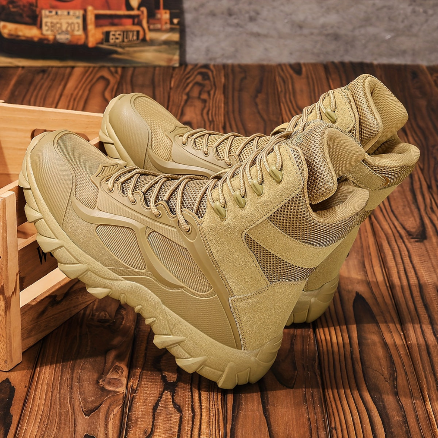 Tactical men's boots, high ankle coverage, khaki and black