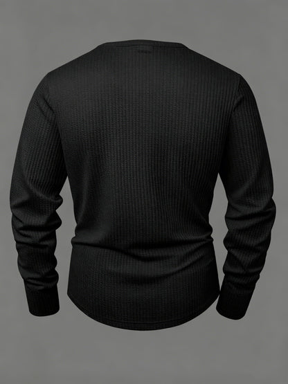 Men's long-sleeve Henley shirt, textured fabric, relaxed fit