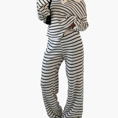 Women's Knit Two-Piece Set – Striped Casual Look for Autumn & Winter, Elegant & Comfortable
